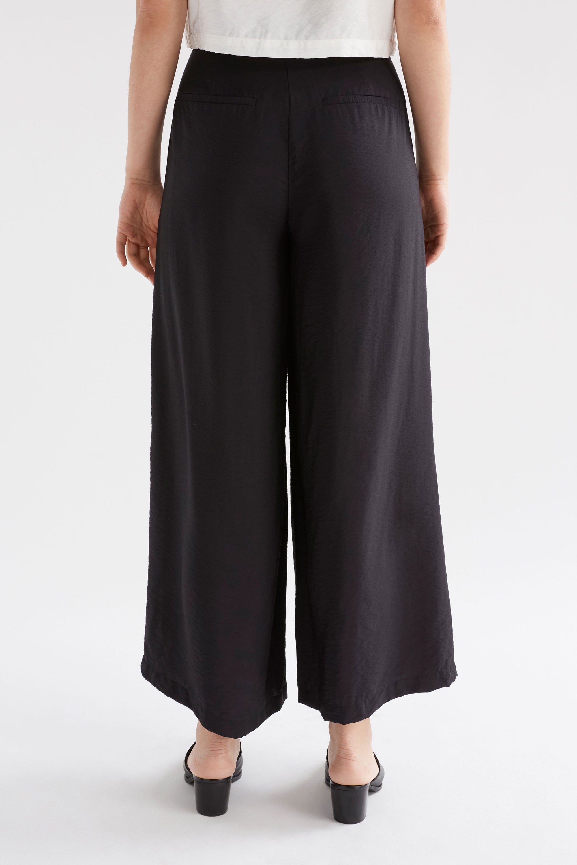 Elk Pressa Pant - Black