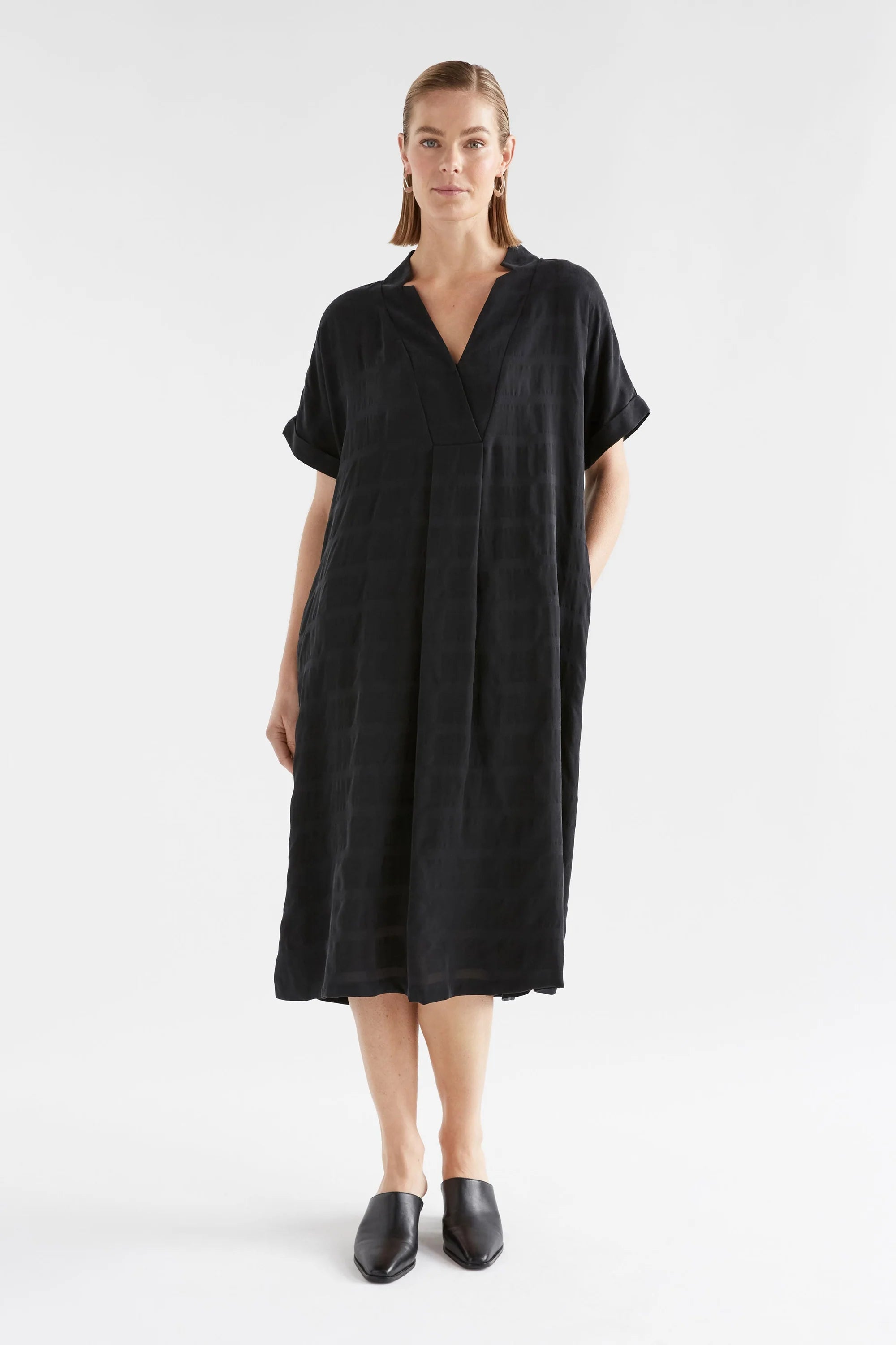 Elk Flekke Dress - Black