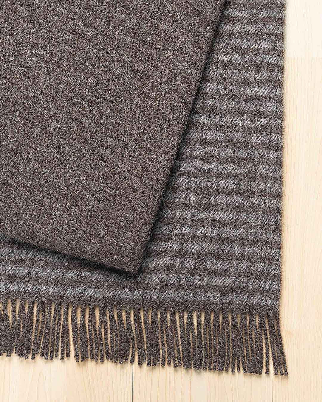 Weave  Catlins Throw - Charcoal/Brown