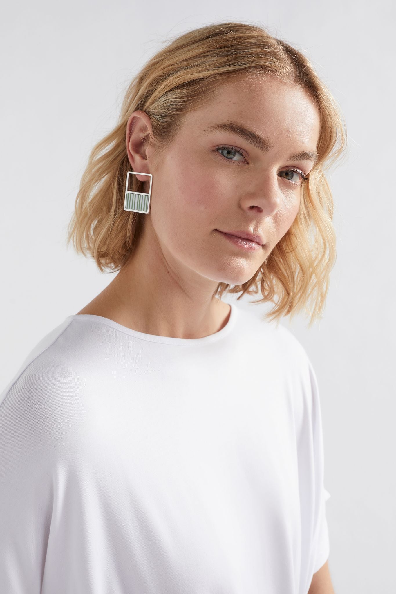 Elk Dalli Earring - Green / White Paint Stripe