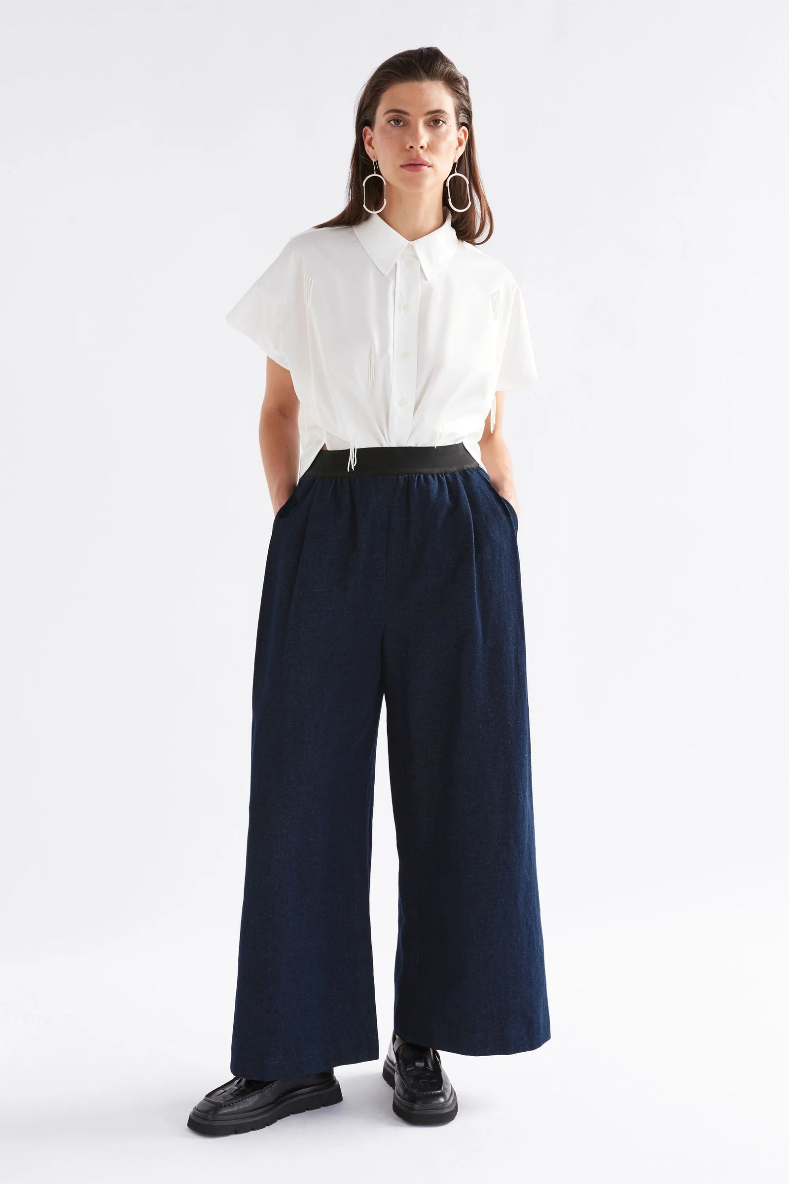 Elk Njolle Pant - Indigo denim
elastic waist
