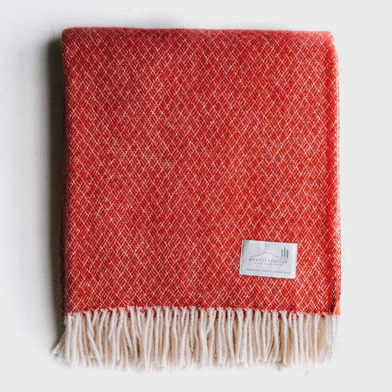 ruanui station nz made wool throw red