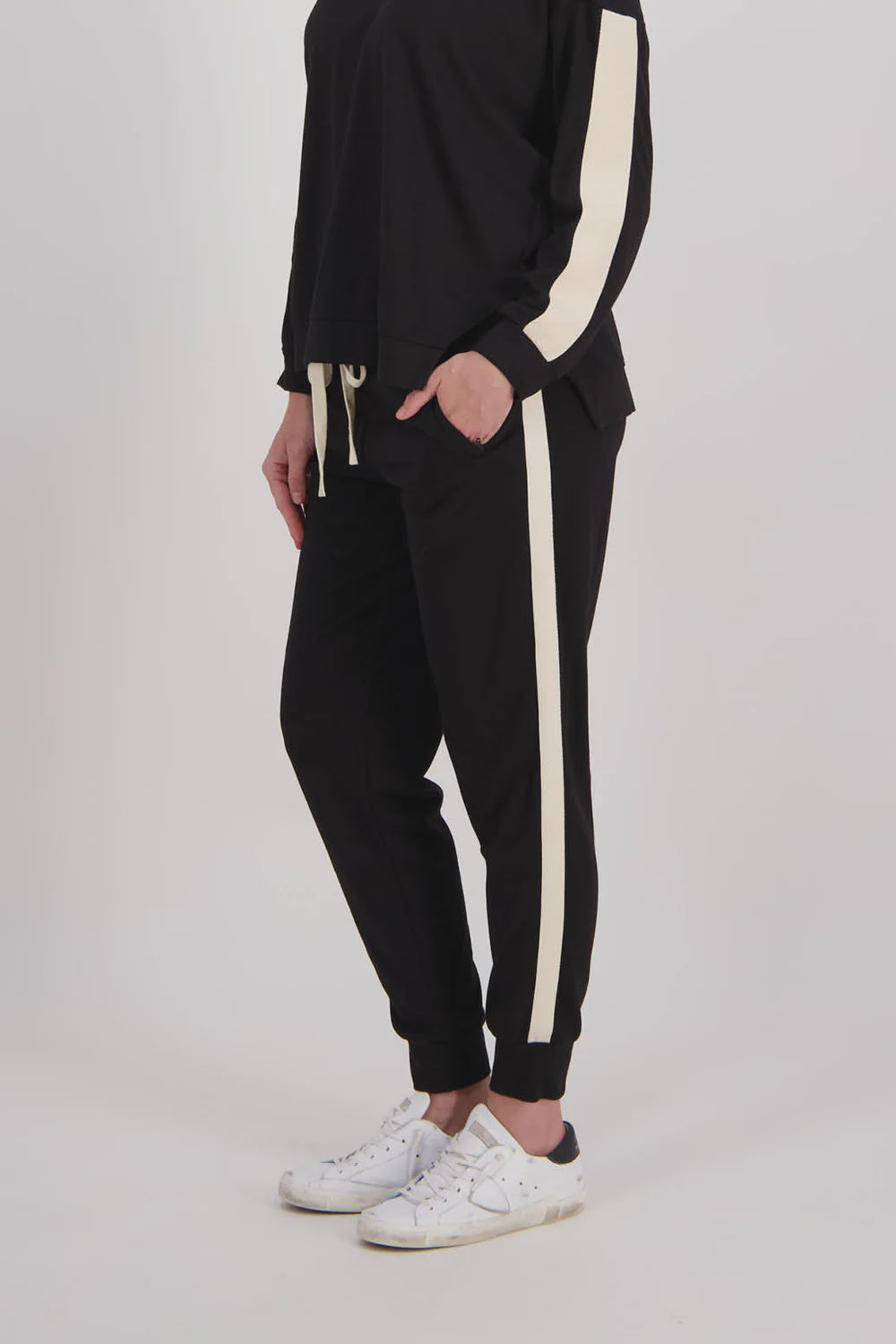 Briarwood Claudia Pants - Black