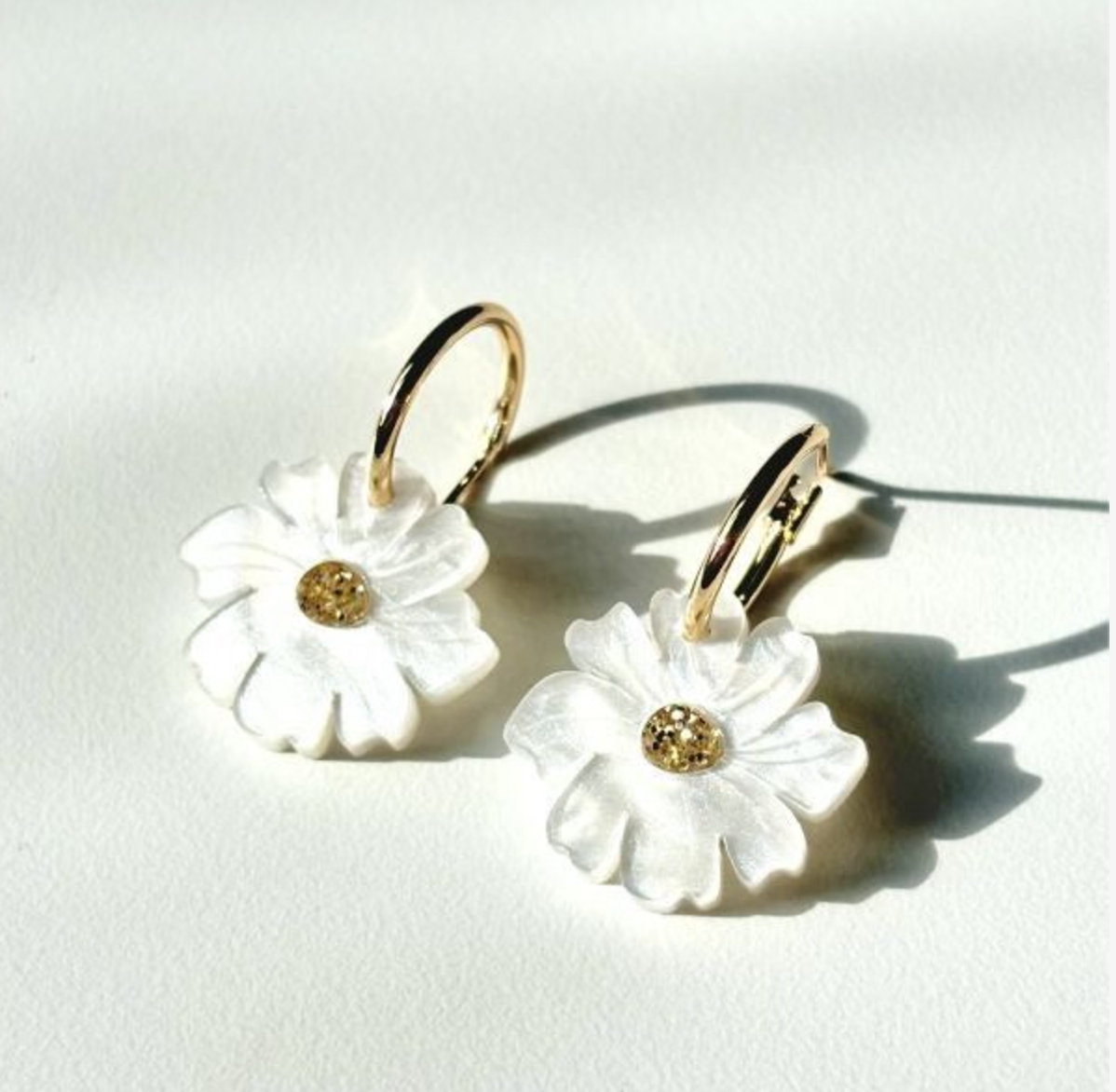 Hagen &amp; Co Wildflower Earrings - Pearl