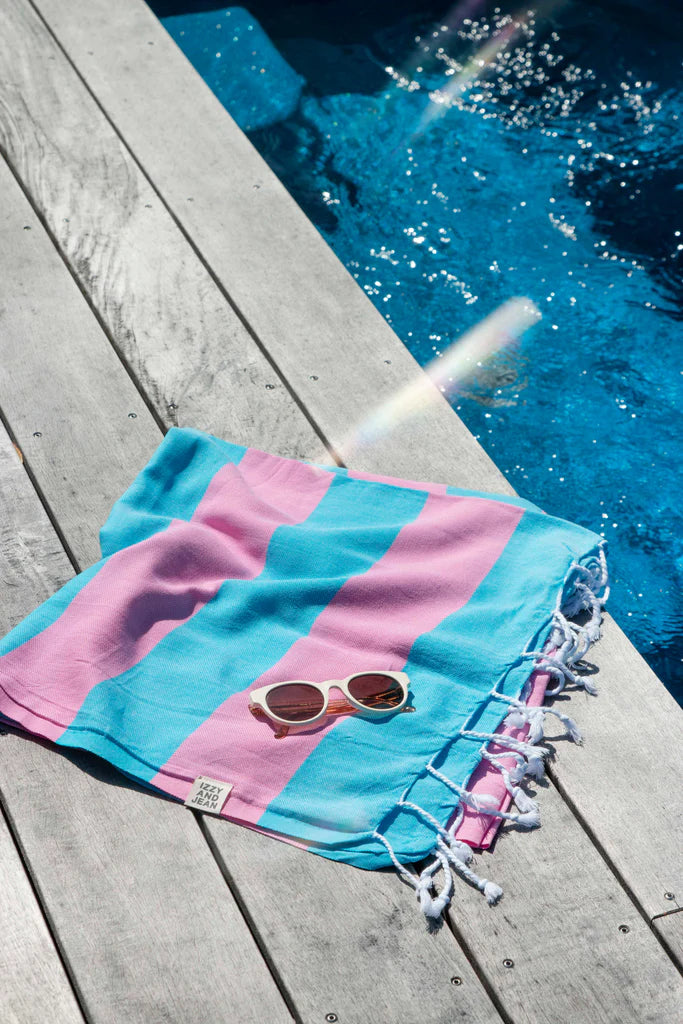 Izzy and Jean Santorini Towel - Marine Hot Pink