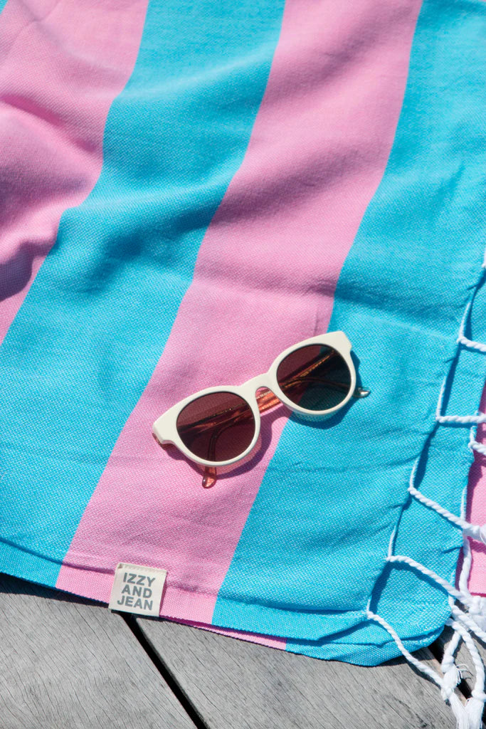 Izzy and Jean Santorini Towel - Marine Hot Pink