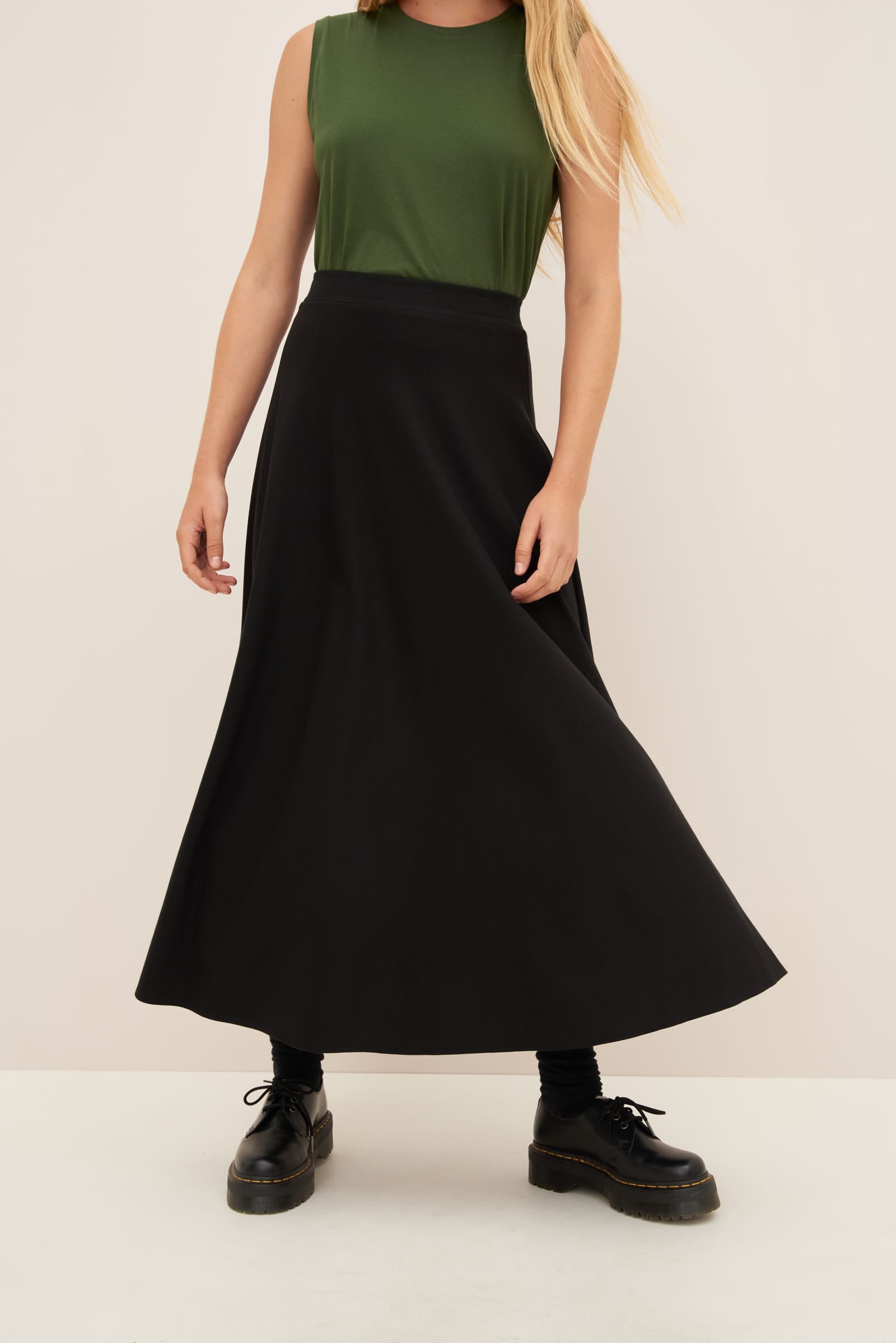 Kowtow Sphere Skirt - Black