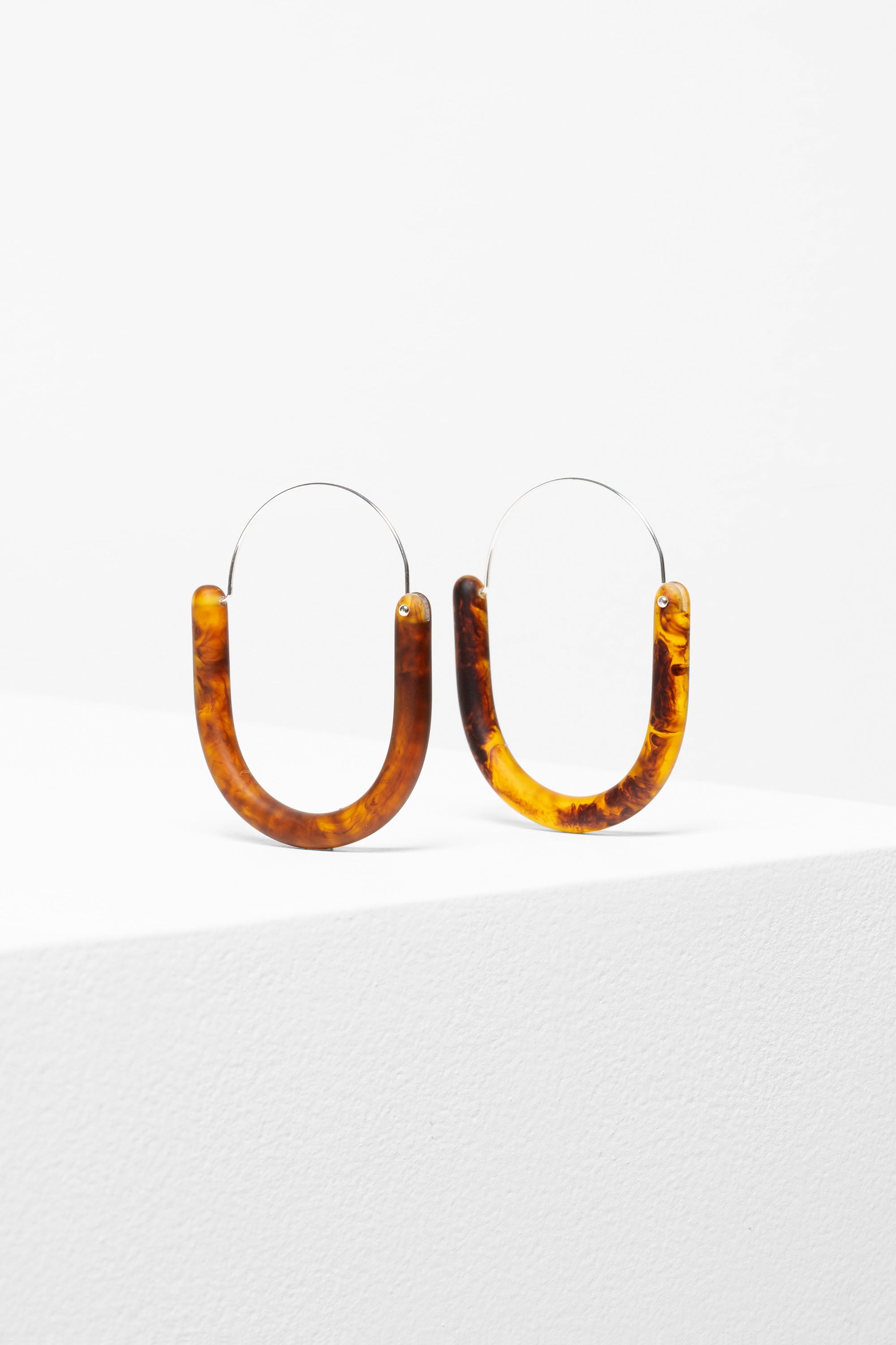 Elk Aki Hoop Earring - Tortoise Shell