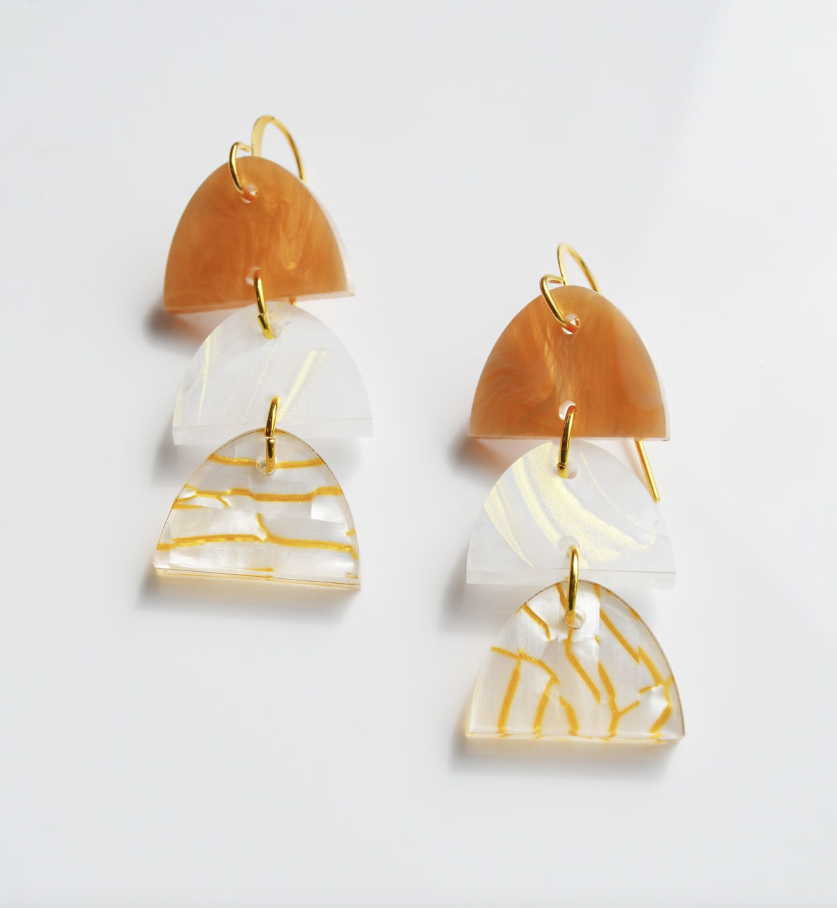 Hagen &amp; Co Earrings Three&#39;s a Charm - Honey